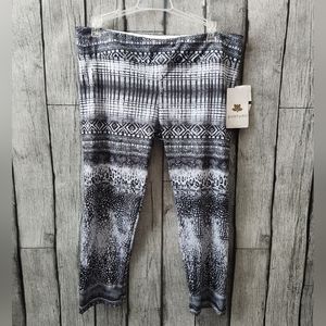BNWT Pure Karma Black & White‎ Leggings - XL